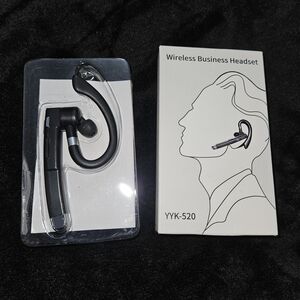 Black Wireless Headset